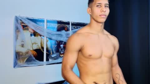 Snapshot of niico_santana chatting on 27, 10, 2025 Niico online show from 27, 10, 2025