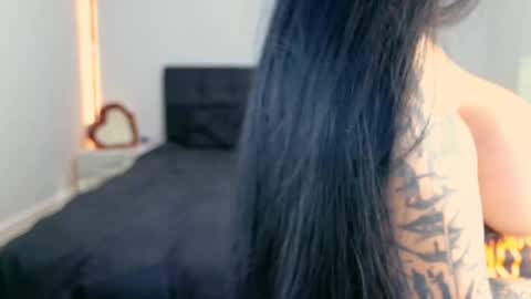 Snapshot of niinarosee1 chatting on 11, 2, 2026 Niinarosee online show from 11, 2, 2026