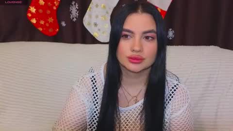 Snapshot of nikki_kardashian chatting on 13, 1, 2025 Nikki Kardashian online show from 13, 1, 2025