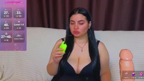 Snapshot of nikki_kardashian chatting on 26, 2, 2025 Nikki Kardashian online show from 26, 2, 2025