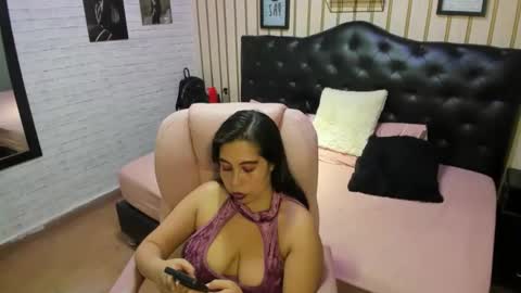 Nikki  online show from 28, 5, 2026