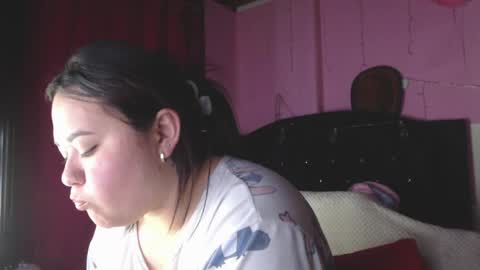 Snapshot of nikkirous_ chatting on 29, 4, 2026 Nikkirous online show from 29, 4, 2026