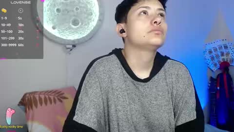 Nikky online show from 23, 2, 2025