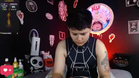 Nikky online show from 17, 10, 2025