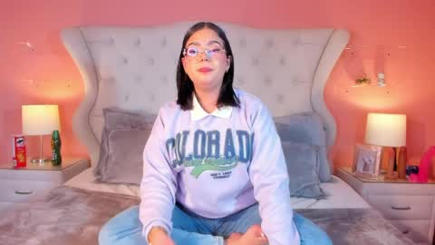 Y E S I online show from 2, 4, 2026