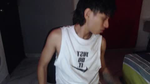 Snapshot of niklaus_wolf chatting on 3, 10, 2025 niklaus_wolf online show from 3, 10, 2025