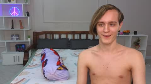 Snapshot of nikompell chatting on 4, 1, 2025 niko online show from 4, 1, 2025