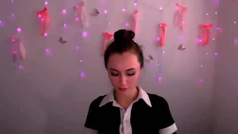 nikonara_ online show from 23, 5, 2026