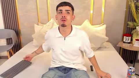 Niko Stone online show from 16, 12, 2025