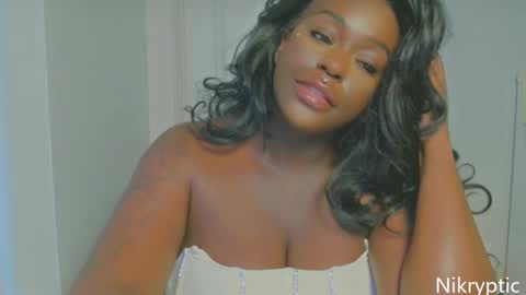 Nikole online show from 18, 11, 2025