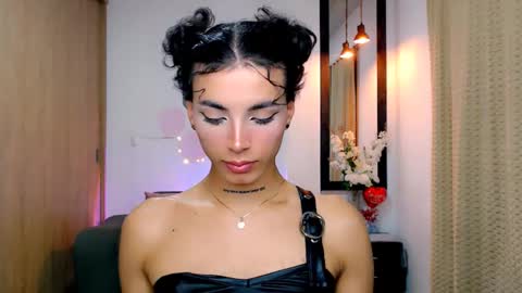 Snapshot of nilam217 chatting on 9, 3, 2025 Nilam online show from 9, 3, 2025