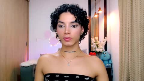 Snapshot of nilam217 chatting on 12, 3, 2025 Nilam online show from 12, 3, 2025