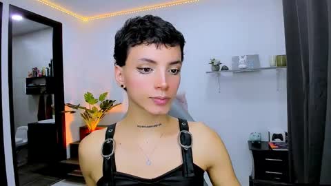 Snapshot of nilam217 chatting on 11, 9, 2025 Nilam online show from 11, 9, 2025