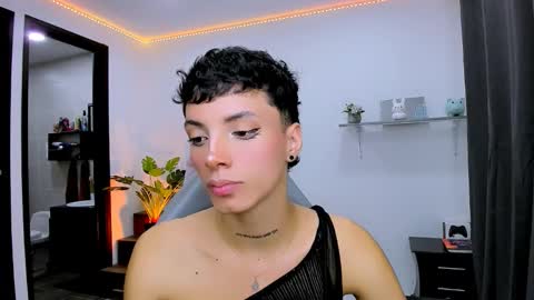 Snapshot of nilam217 chatting on 26, 9, 2025 Nilam online show from 26, 9, 2025