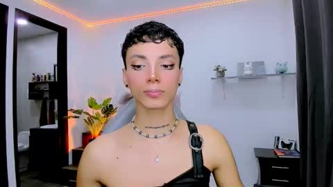 Snapshot of nilam217 chatting on 2, 10, 2025 Nilam online show from 2, 10, 2025