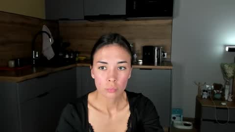 Bella online show from 15, 5, 2026