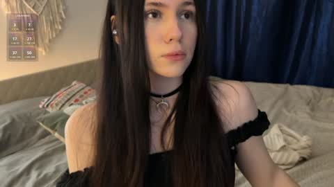 Snapshot of nimfaheart chatting on 1, 2, 2025 Jennet online show from 1, 2, 2025