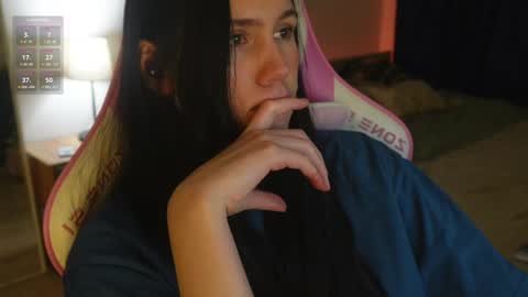 Snapshot of nimfaheart chatting on 17, 2, 2025 Jennet online show from 17, 2, 2025
