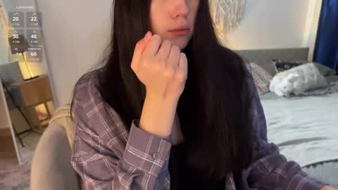 Snapshot of nimfaheart chatting on 11, 9, 2025 Jennet online show from 11, 9, 2025