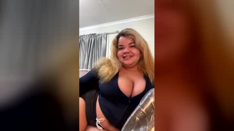 Snapshot of nina2029 chatting on 17, 12, 2025 nina2029 online show from 17, 12, 2025