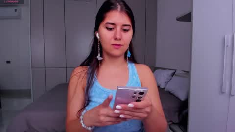 Nina online show from 27, 3, 2026