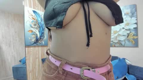 nina_kmay online show from 19, 3, 2026