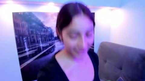 Nina online show from 2, 6, 2026