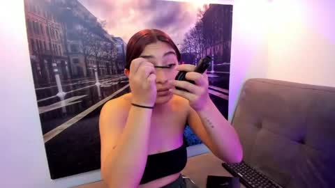 Nina online show from 4, 6, 2026