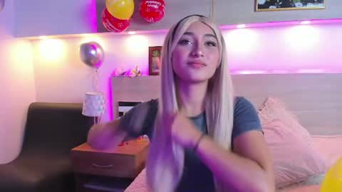 Nina online show from 9, 7, 2026