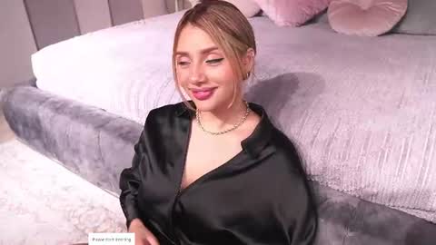 Angie online show from 11, 7, 2026