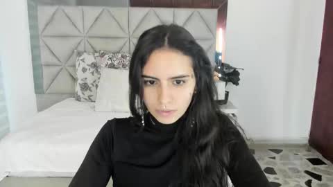  Nina  online show from 22, 10, 2025