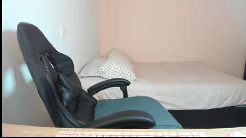  Nina  online show from 5, 2, 2026