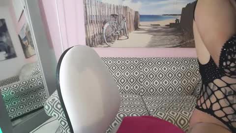 Nina online show from 30, 10, 2025