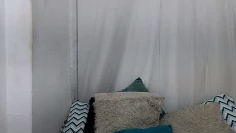 Ninaa fox online show from 12, 3, 2025