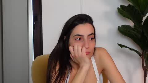 NinaCrystal online show from 23, 12, 2025