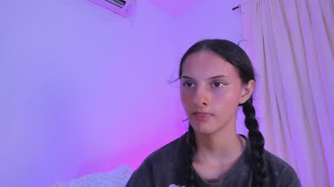 ninahtx online show from 12, 4, 2026