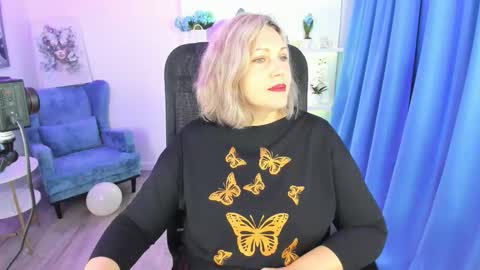 ninastarle online show from 1, 12, 2025