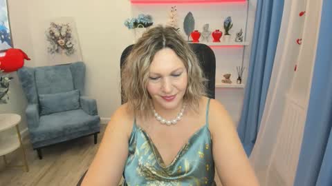 ninastarle online show from 5, 2, 2026