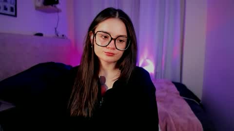 ninavolkov online show from 4, 10, 2025