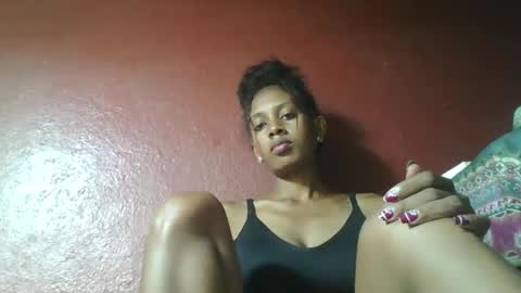 ninie246746 online show from 10, 2, 2025