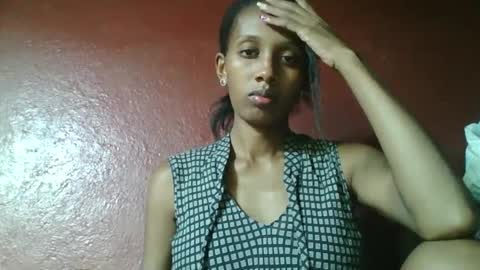 ninie246746 online show from 19, 2, 2025