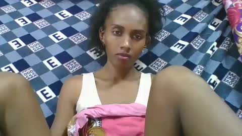 ninie246746 online show from 26, 2, 2026