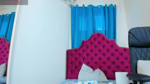 Snapshot of ninna_dee chatting on 4, 7, 2026 nina dee online show from 4, 7, 2026