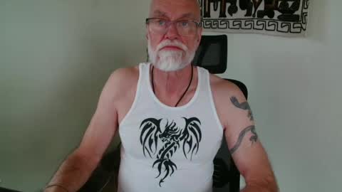 Snapshot of nipplesilverdad chatting on 20, 1, 2025 Nipplessilverdad online show from 20, 1, 2025