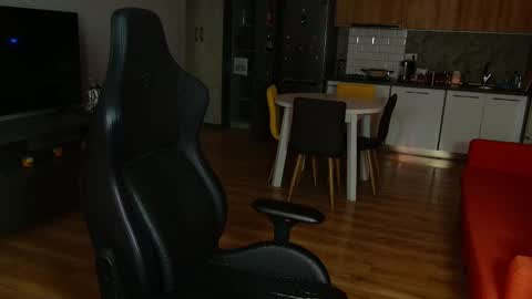 Snapshot of nitroshade chatting on 5, 1, 2025 nitroshade online show from 5, 1, 2025