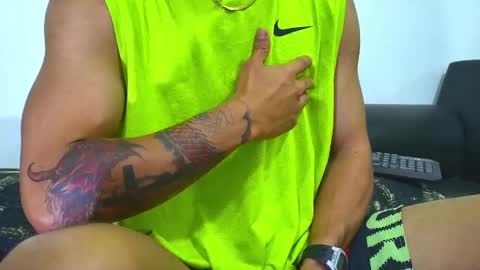 Snapshot of nixon347932 chatting on 12, 3, 2025 Nicolas Muscle online show from 12, 3, 2025