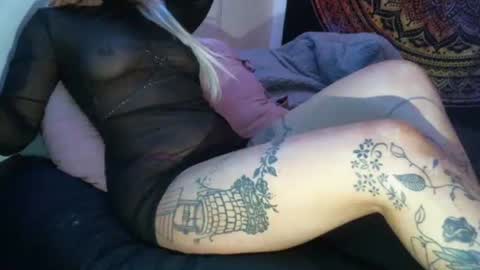 Leah online show from 16, 12, 2024