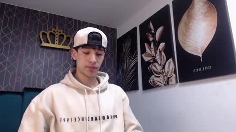 Snapshot of noah_brigth chatting on 5, 3, 2025 Noah Brigth online show from 5, 3, 2025