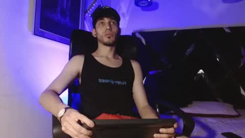 Snapshot of noah_brigth chatting on 6, 11, 2025 Noah Brigth online show from 6, 11, 2025