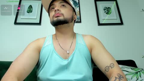 Snapshot of noah_devil chatting on 20, 1, 2025 Noah online show from 20, 1, 2025